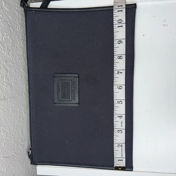 Coach navy blue overnight or work bag - Picture 5 of 6